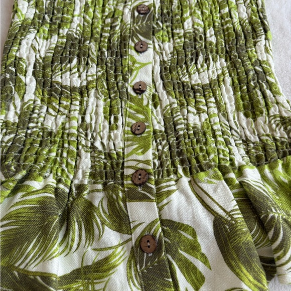 NWT Chaser Green Leaf Print Women's Top - Size Small. - Picture 7 of 13